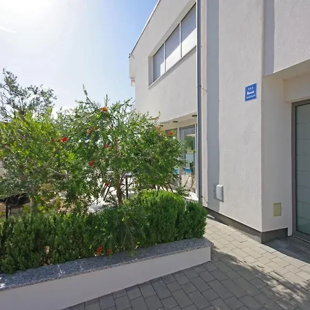 Apartment Laura Privlaka  Exterior photo